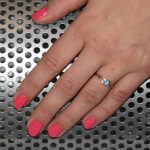 shellac vernis permanent pink bikini image8