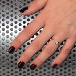 shellac vernis permanent plum paisley image8