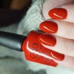 CND Shellac Maple leaves vernis rouge